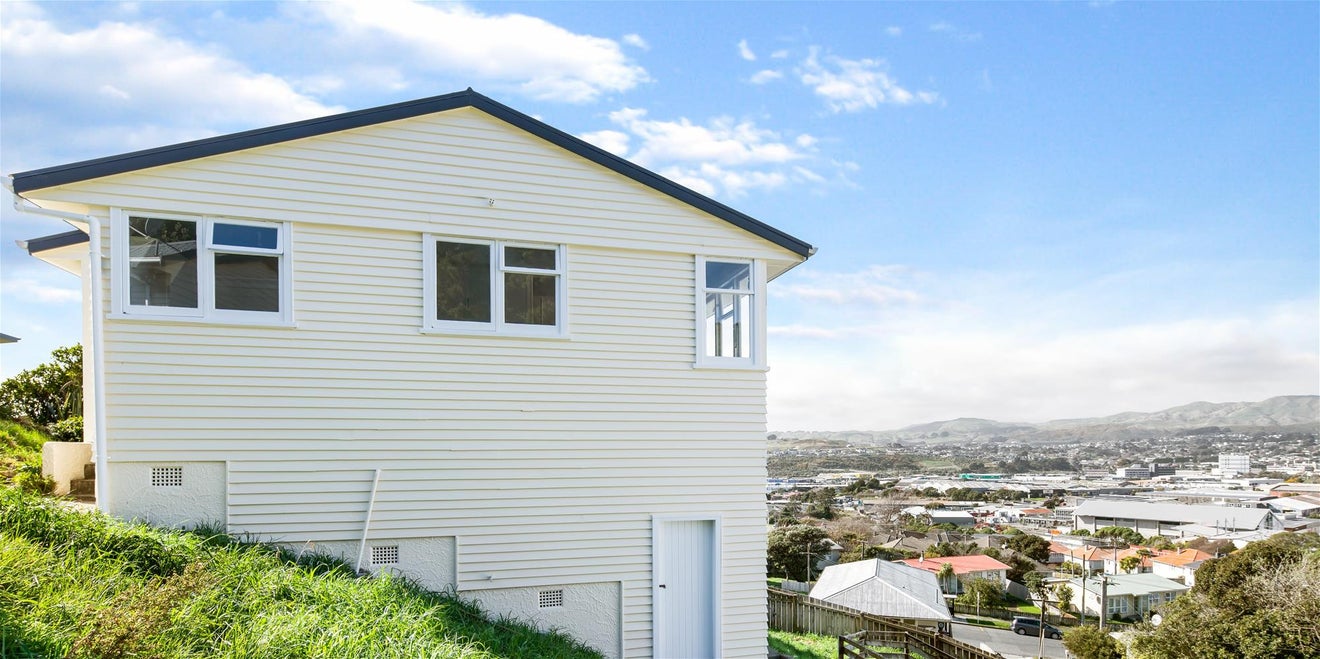 1/57 Kotuku Street, Elsdon, Porirua - Carousel 1