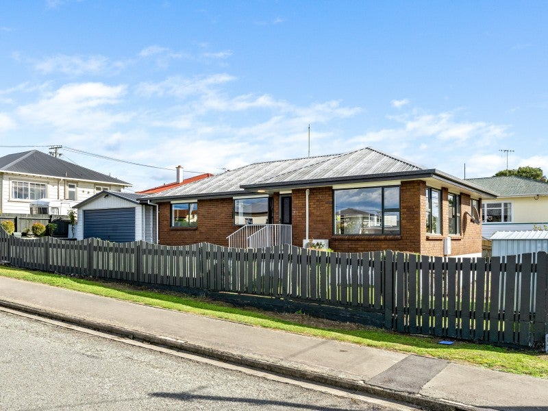 32B Lune Street, South Hill, Oamaru - Carousel 1