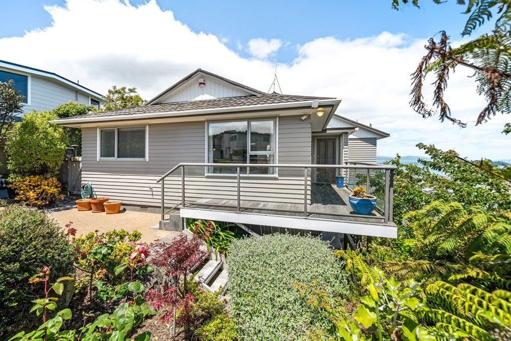 90 Dowse Drive, Maungaraki, Lower Hutt - Carousel 2
