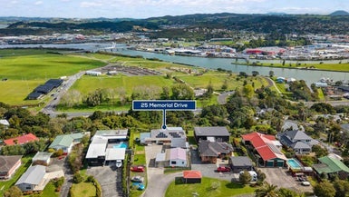25 Memorial Drive, Parahaki, Whangarei - Carousel 1