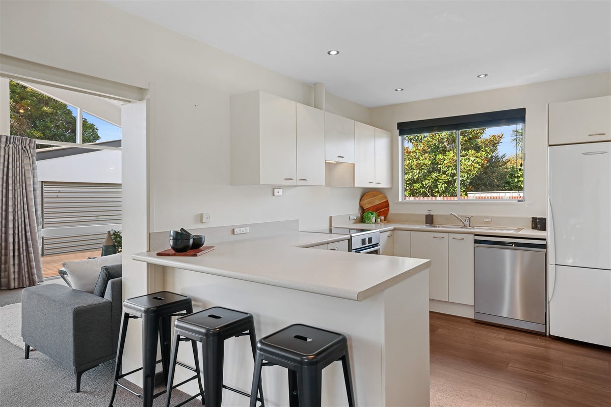 24 Bucknell Street, Sockburn, Christchurch - Carousel 2