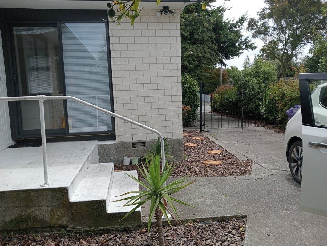 10 Manurere Street, Hei Hei, Christchurch - Carousel 2