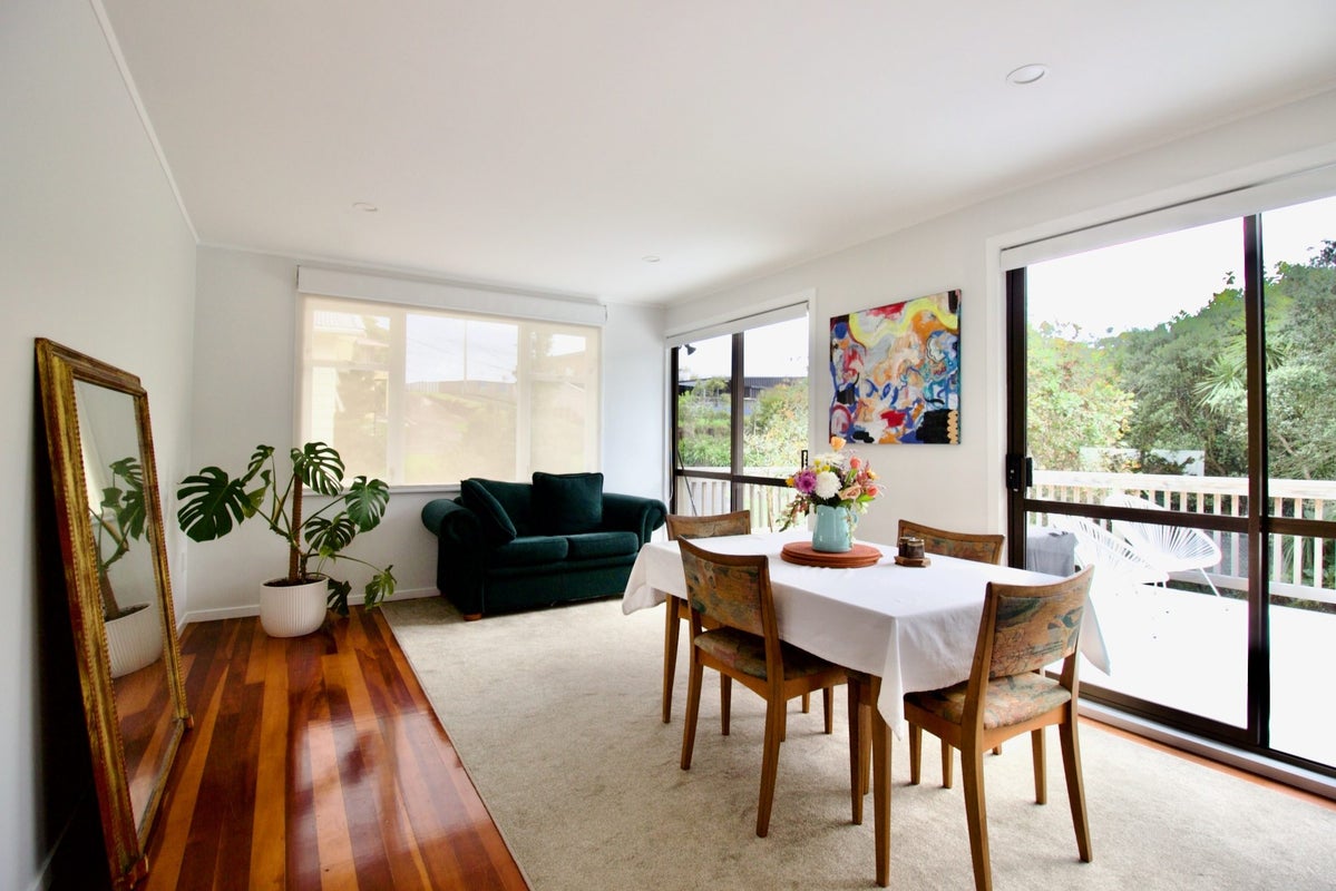 130 Canongate Street, Birkdale, Auckland - Carousel 1