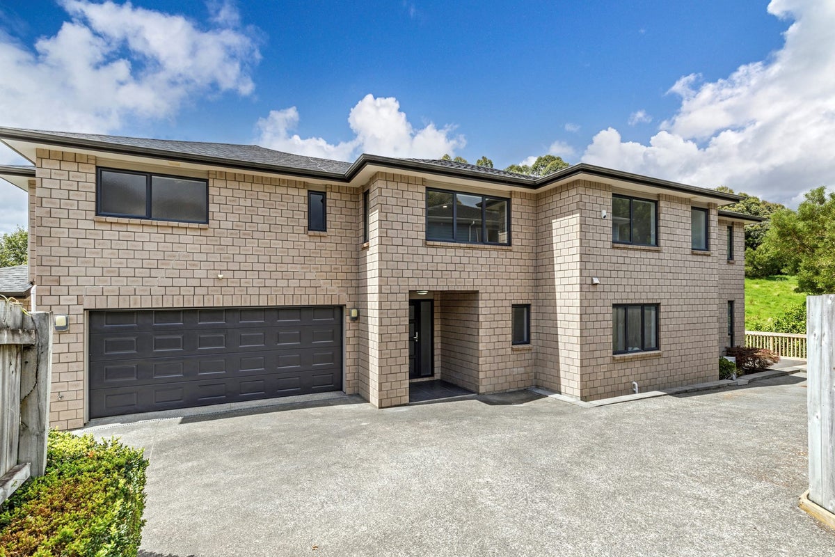 87 Hugh Green Drive, Pinehill, Auckland - Carousel 1