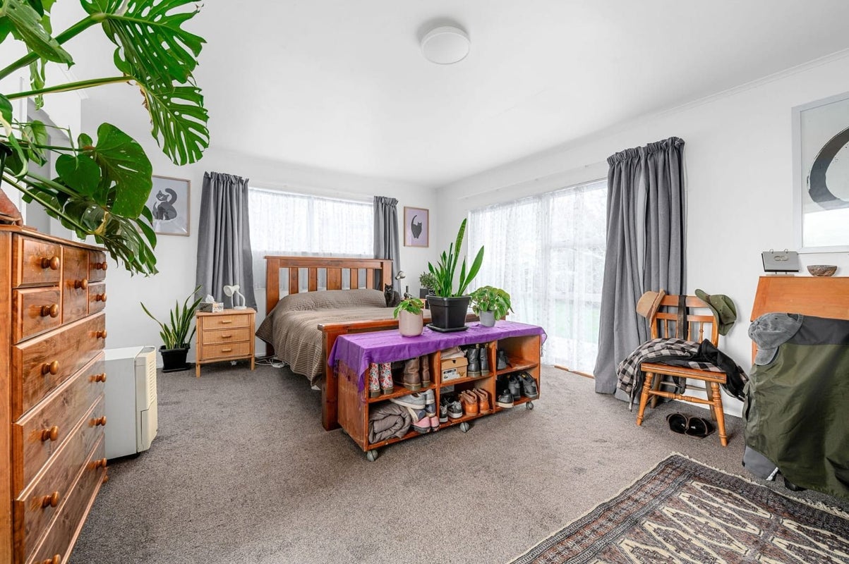 8 Robert Grigg Place, Hamilton East, Hamilton - Carousel 8
