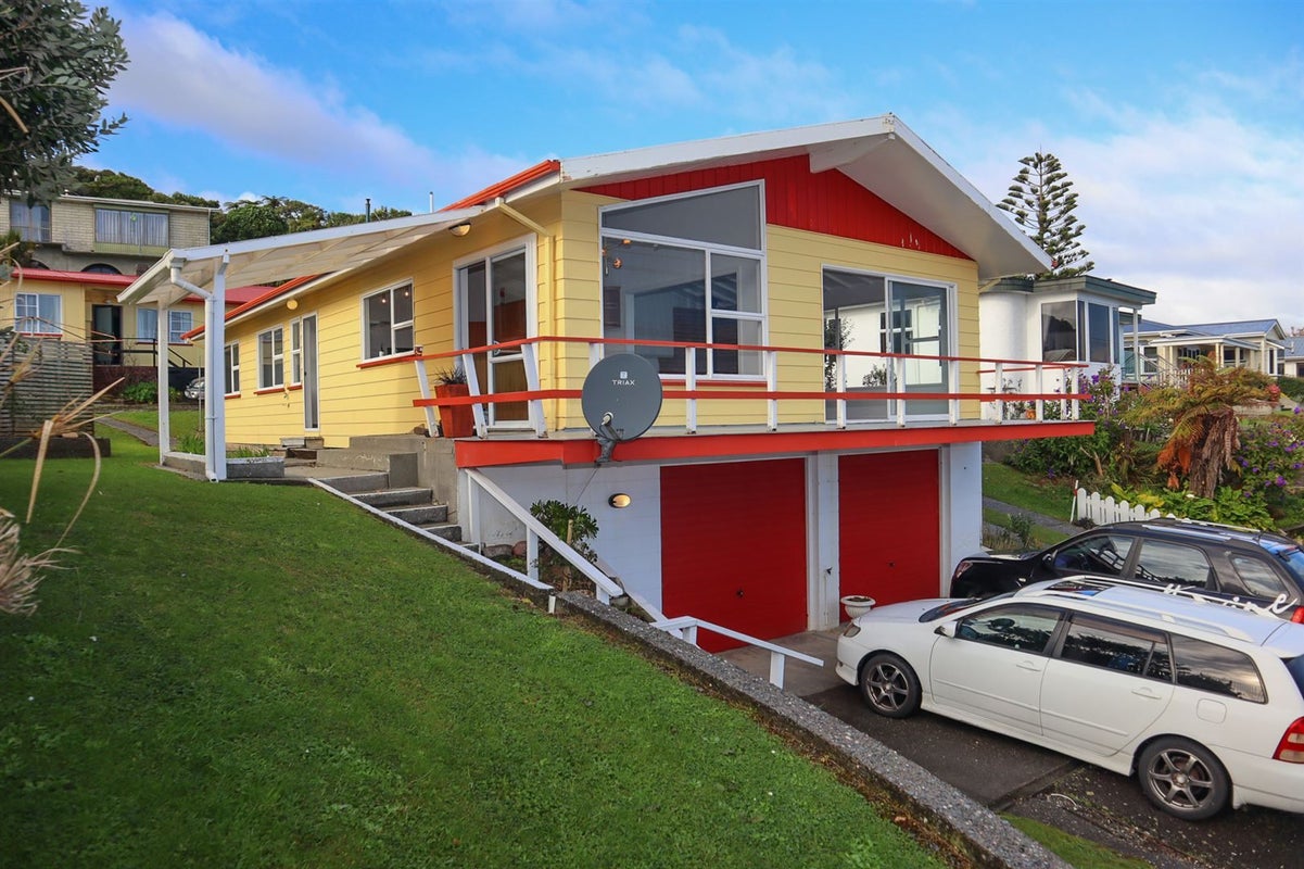 75 Main South Road, Karoro, Greymouth - Carousel 2
