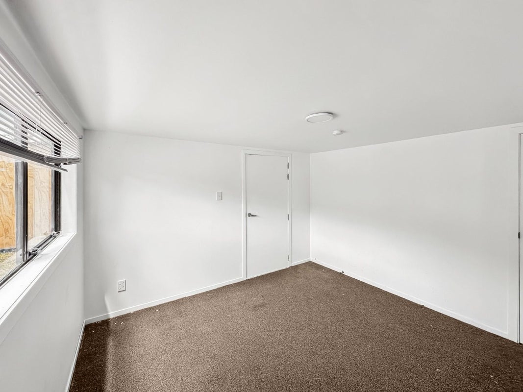 60 Frederick Street, Wainuiomata, Lower Hutt - Carousel 7