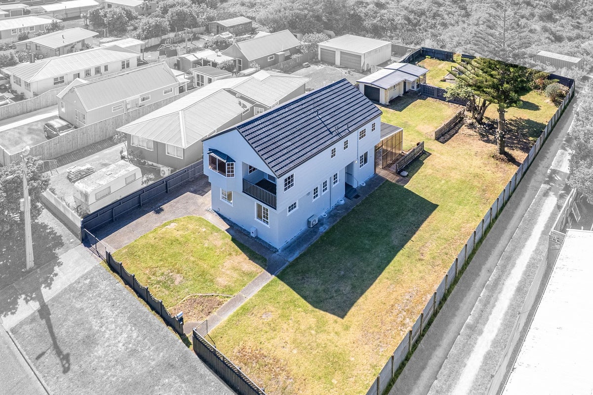 156 Karaka Street, Castlecliff, Whanganui - Carousel 1