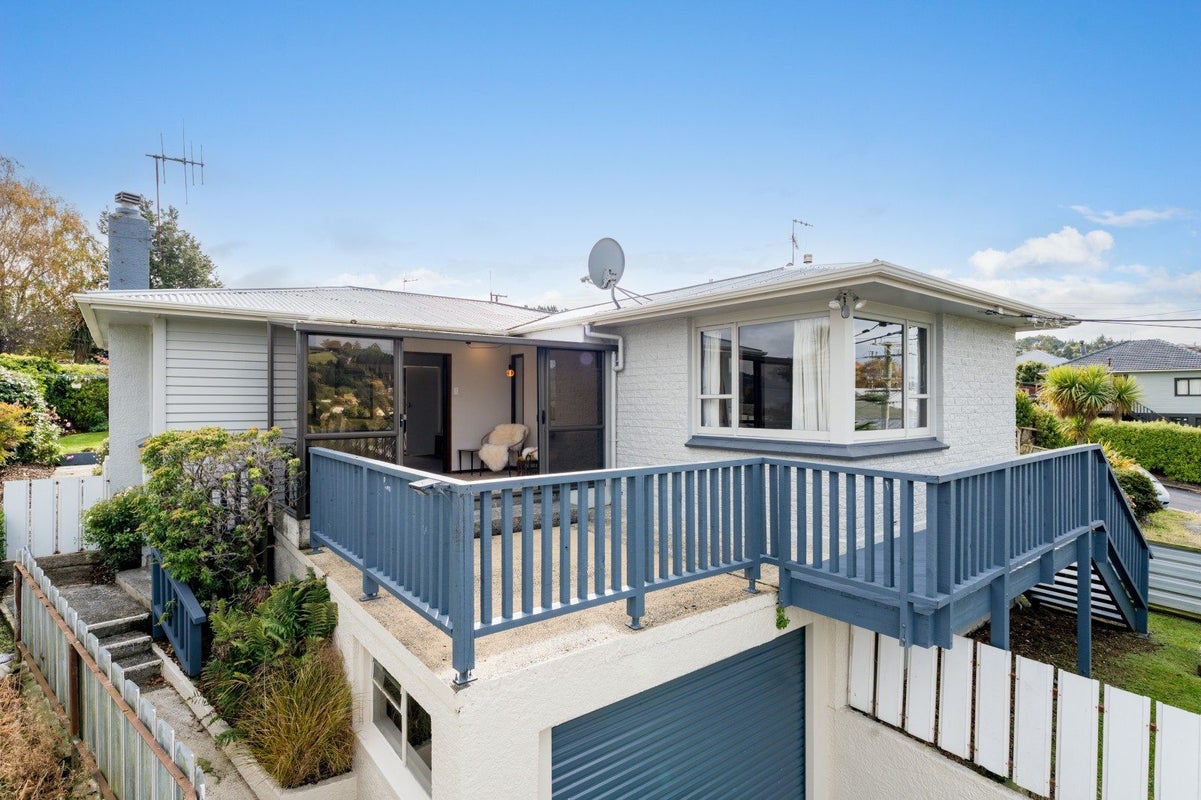 2A Paterson Street, Abbotsford, Dunedin - Carousel 1