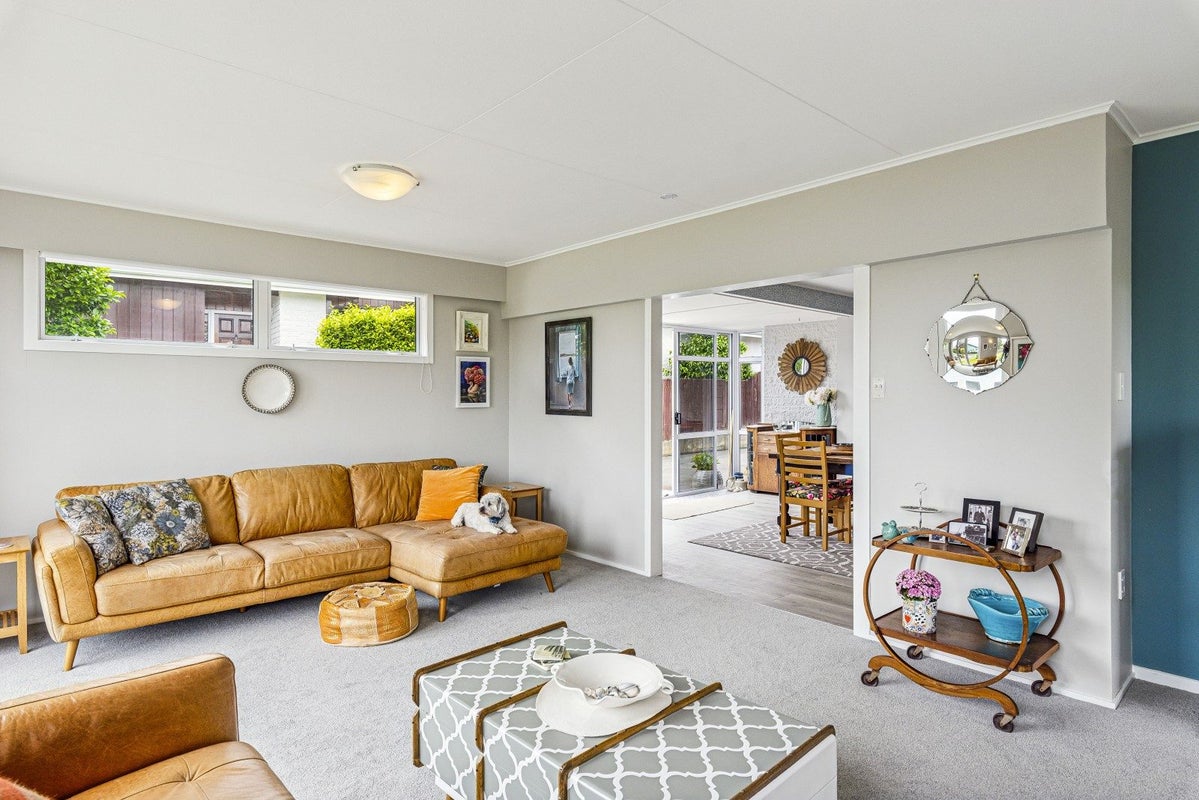 66 Gray Avenue, Paraparaumu Beach, Paraparaumu - Carousel 2