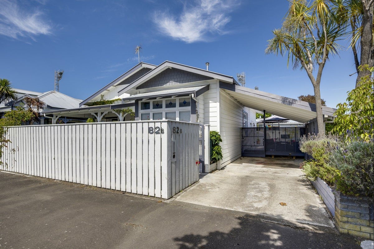 82B Nelson Crescent, Napier South, Napier - Carousel 1