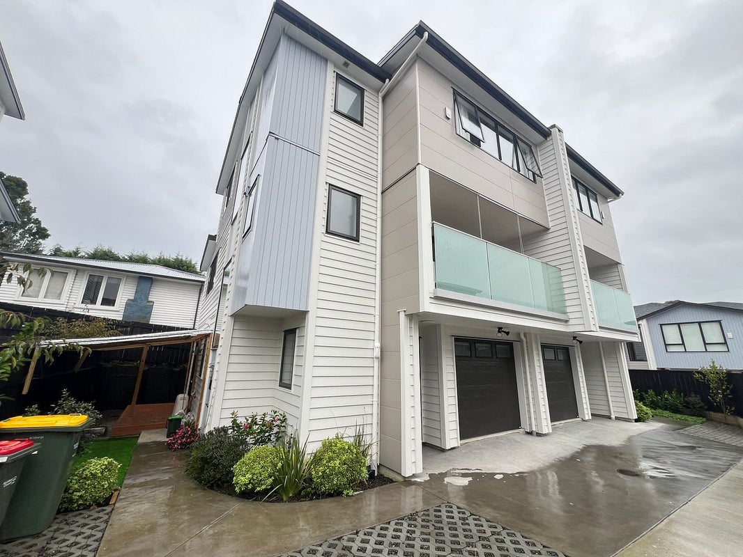 28B Routley Drive, Glen Eden, Auckland - Carousel 1