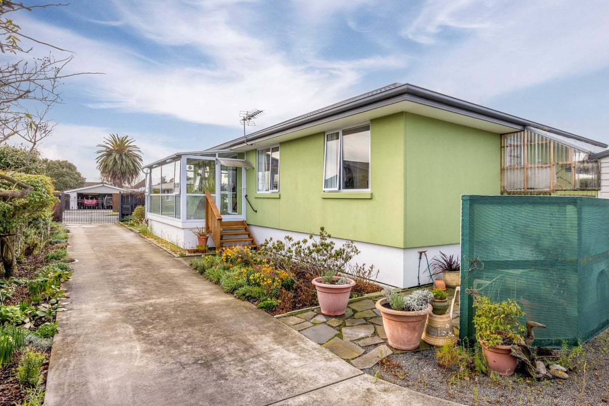 42 Niven Street, Avondale, Christchurch - Carousel 1