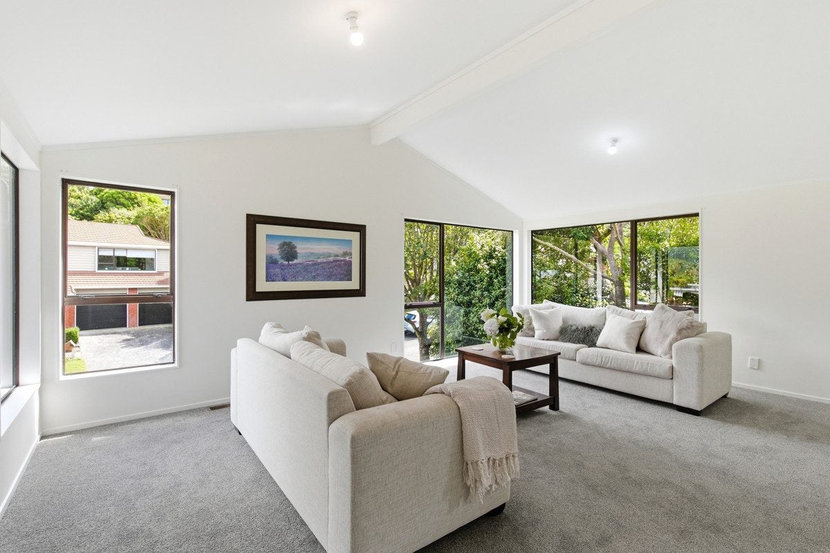 61 Amapur Drive, Khandallah, Wellington - Carousel 2