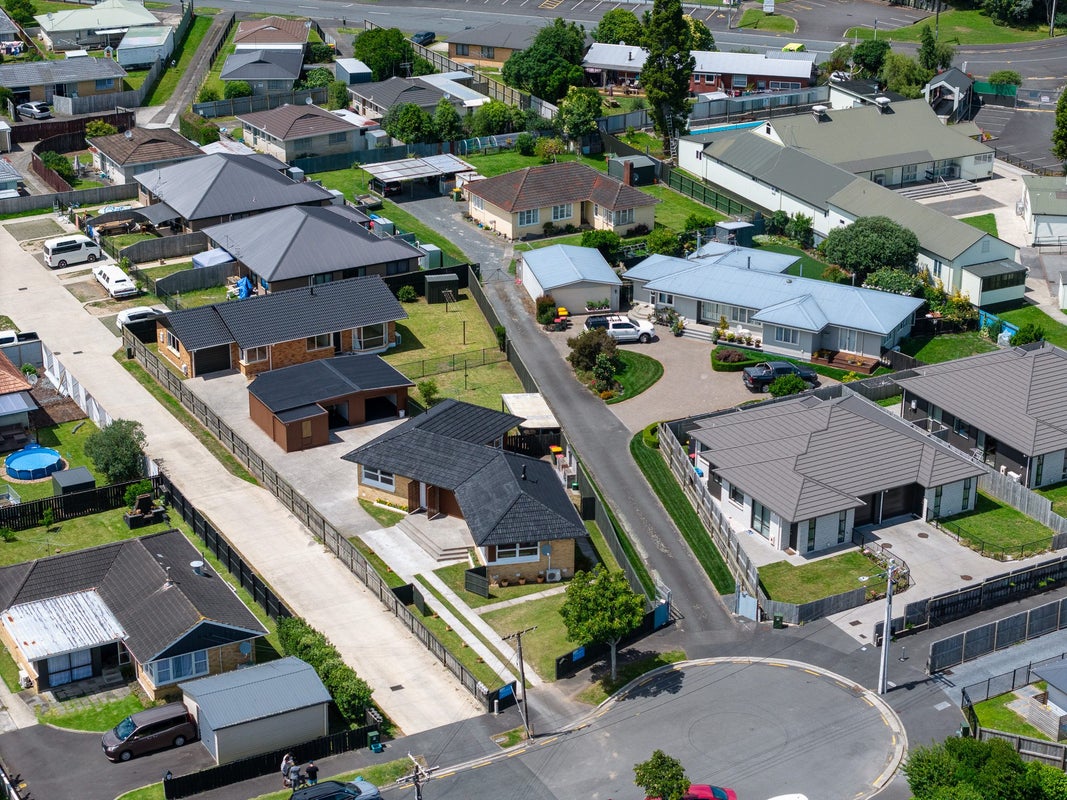 21 Norman Street, Nawton, Hamilton - Carousel 2