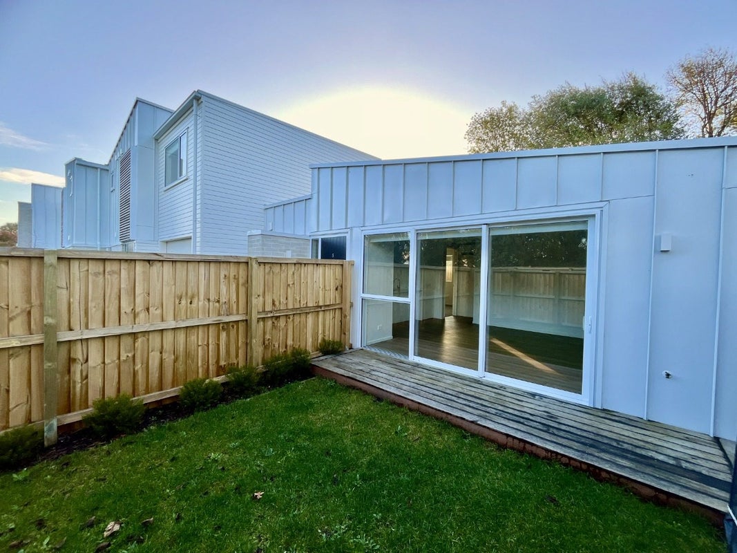 5/34 Cleveland Street, Edgeware, Christchurch - Carousel 2