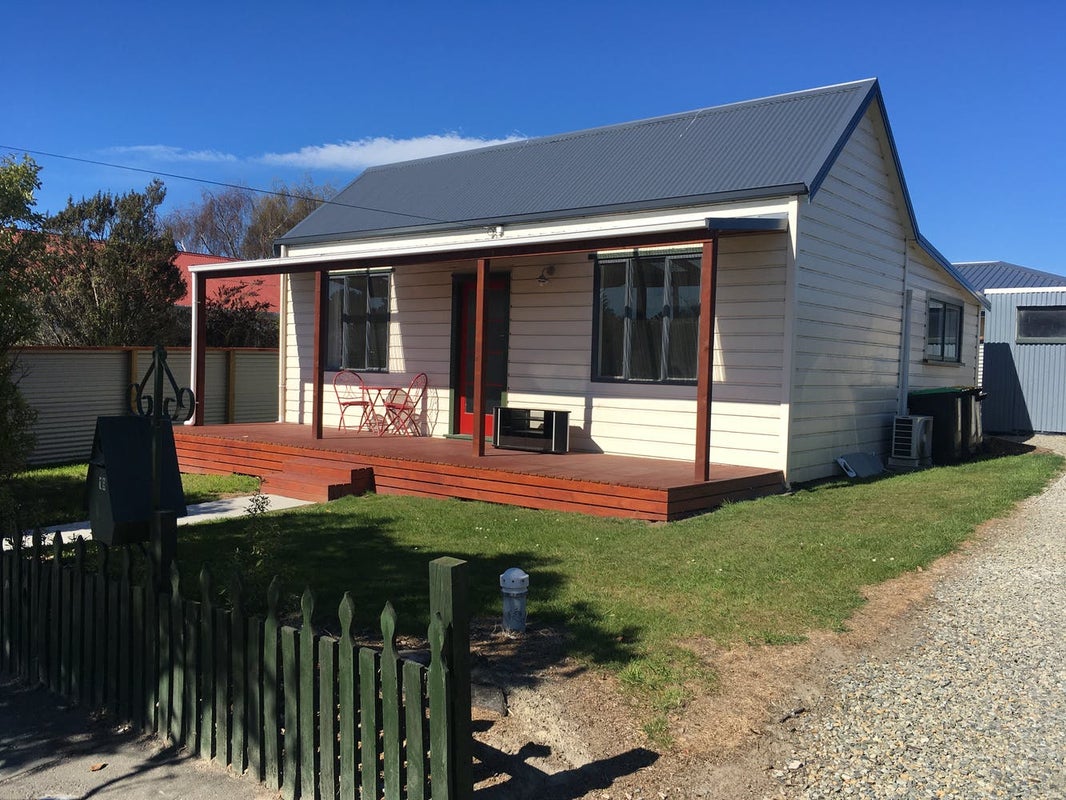 19 Hertford Street, Kensington, Timaru - Carousel 1