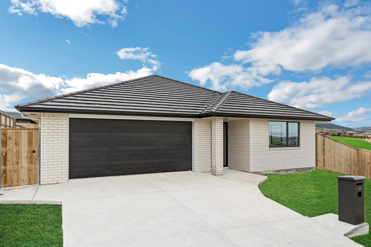 13 Viv Green Place, Pokeno - Carousel 1