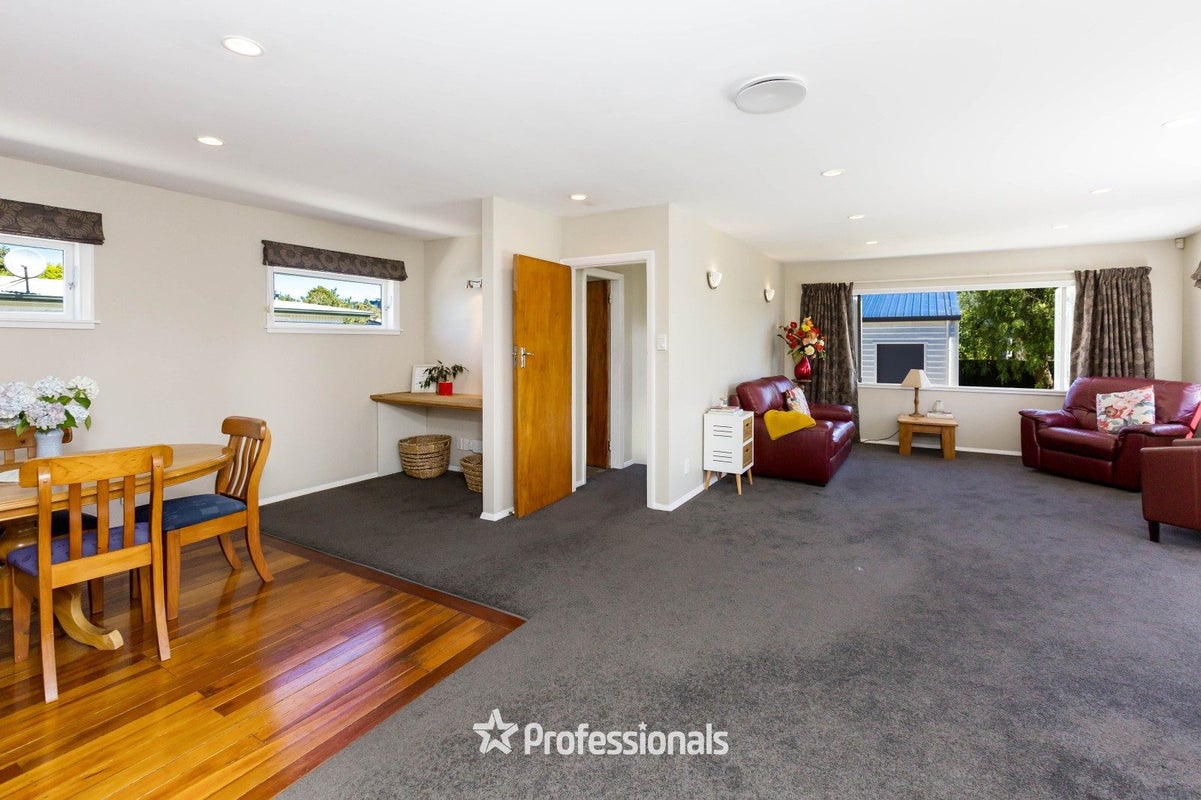 30 John Street, Trentham, Upper Hutt - Carousel 2