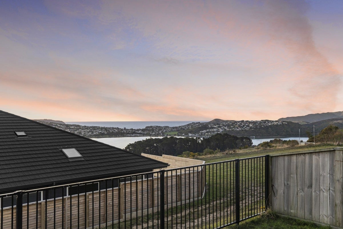 4 Rotorua Grove, Aotea, Porirua - Carousel 23