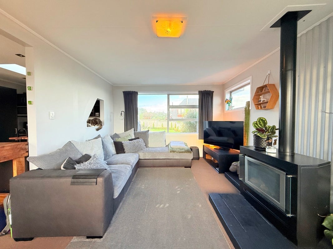 161 Orangi Kaupapa Road, Northland, Wellington - Carousel 1