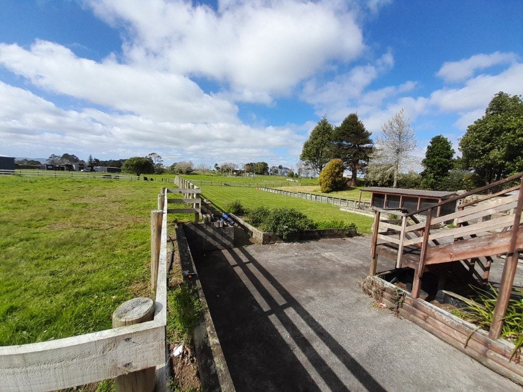 302 Batty Road, Karaka, Papakura - Carousel 18