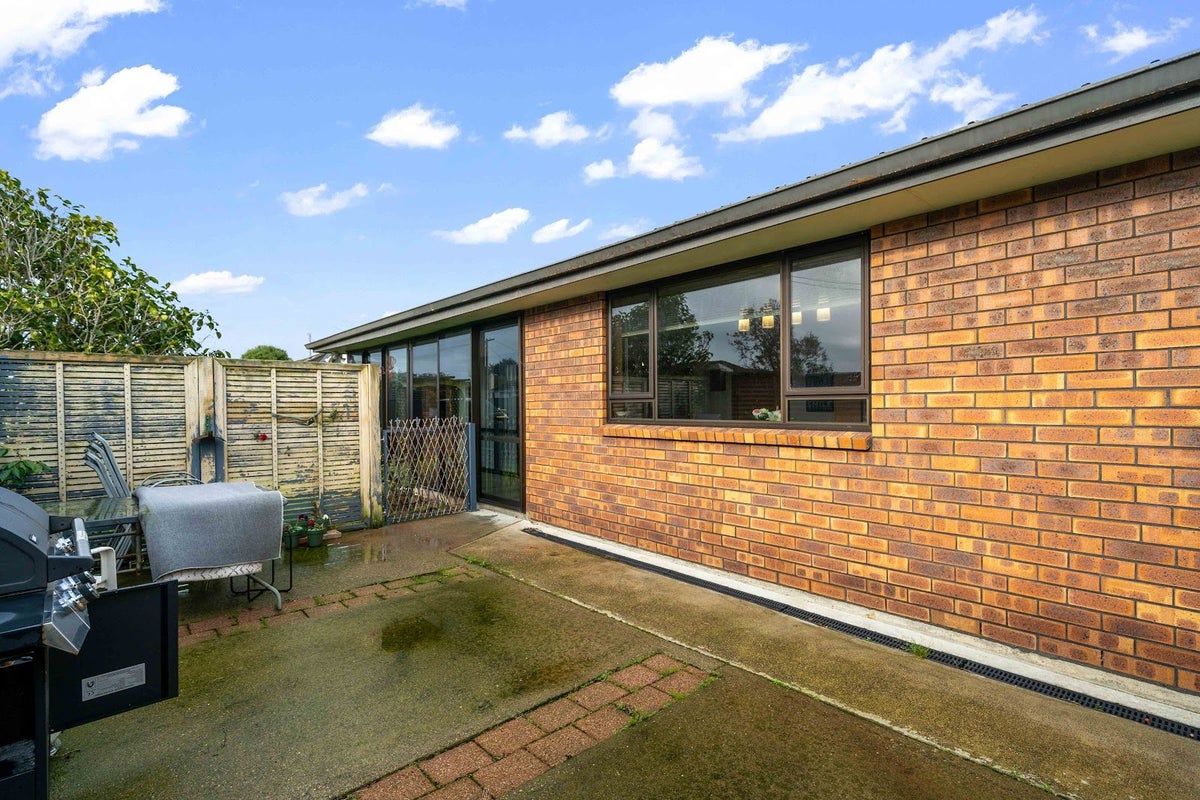 37 Renfrew Street, Waikiwi, Invercargill - Carousel 19