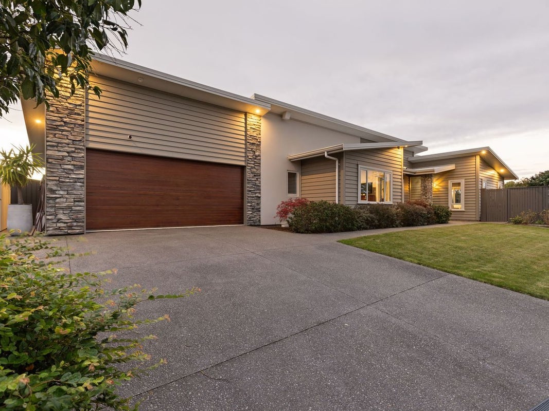 3 Silicon WAY, Turitea, Palmerston North - Carousel 1