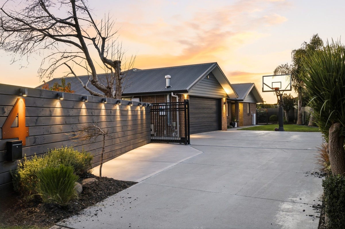 4 Sarah Court, Rototuna North, Hamilton - Carousel 2