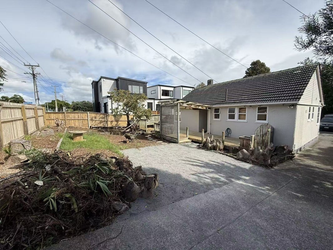 82 Oranga Avenue, Onehunga, Auckland - Carousel 1