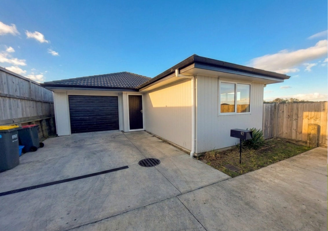 92 Pragma Rise, Huntington, Hamilton - Carousel 2