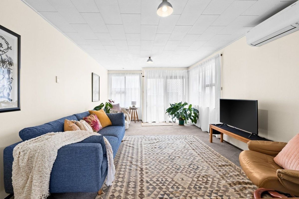 3/211 Charles Street, Saint Leonards, Hastings - Carousel 2
