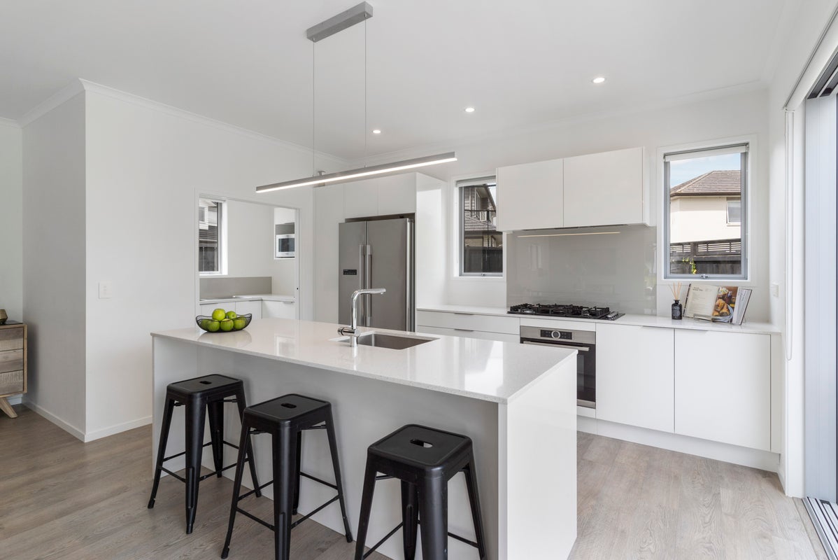 21 Turua Rise, Karaka, Papakura - Carousel 2