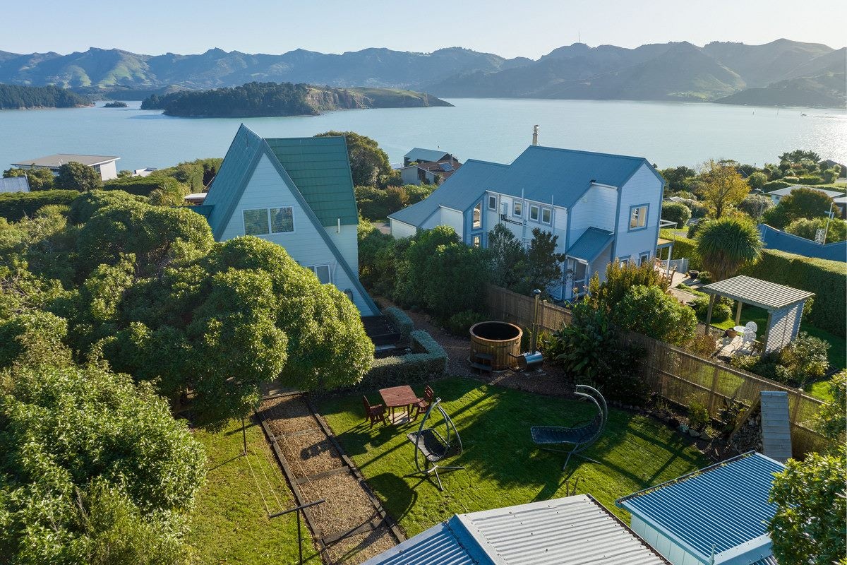 17 James Drive, Diamond Harbour, Lyttelton - Carousel 1