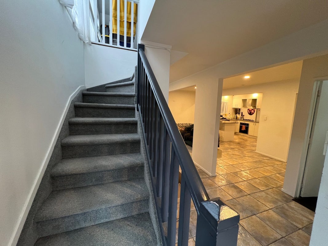 1604B Great North Road, Waterview, Auckland - Carousel 12