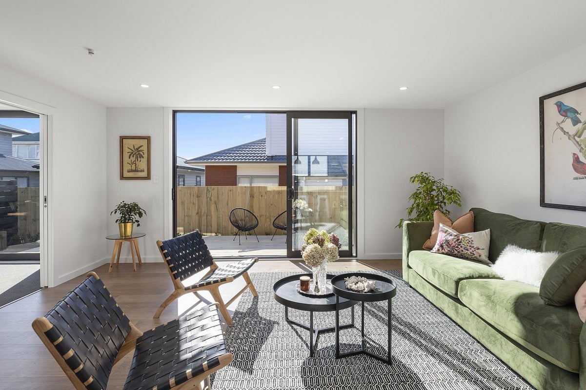 14A Stone Street, Miramar, Wellington - Carousel 2