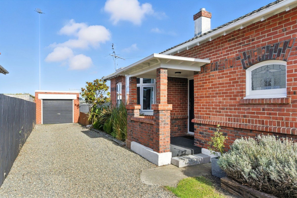 253 Macandrew Road, Forbury, Dunedin - Carousel 2