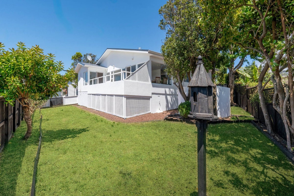 4 Castaway Place, Gulf Harbour, Whangaparaoa - Carousel 2