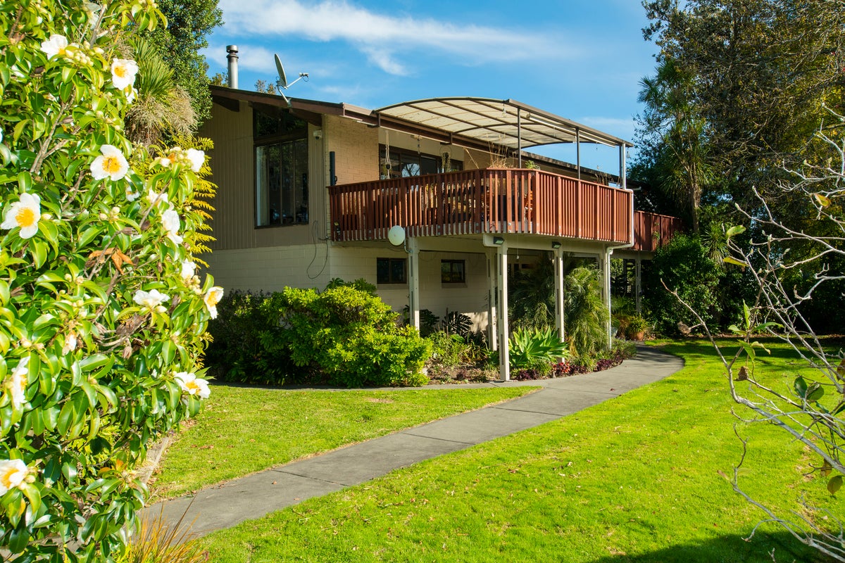 169 Main Road, Matawhero, Gisborne - Carousel 2