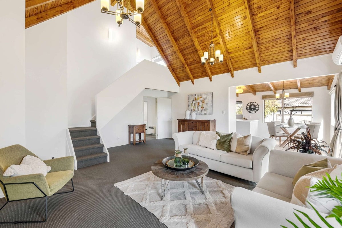 92 Hutchinsons Road, Bucklands Beach, Auckland - Carousel 2