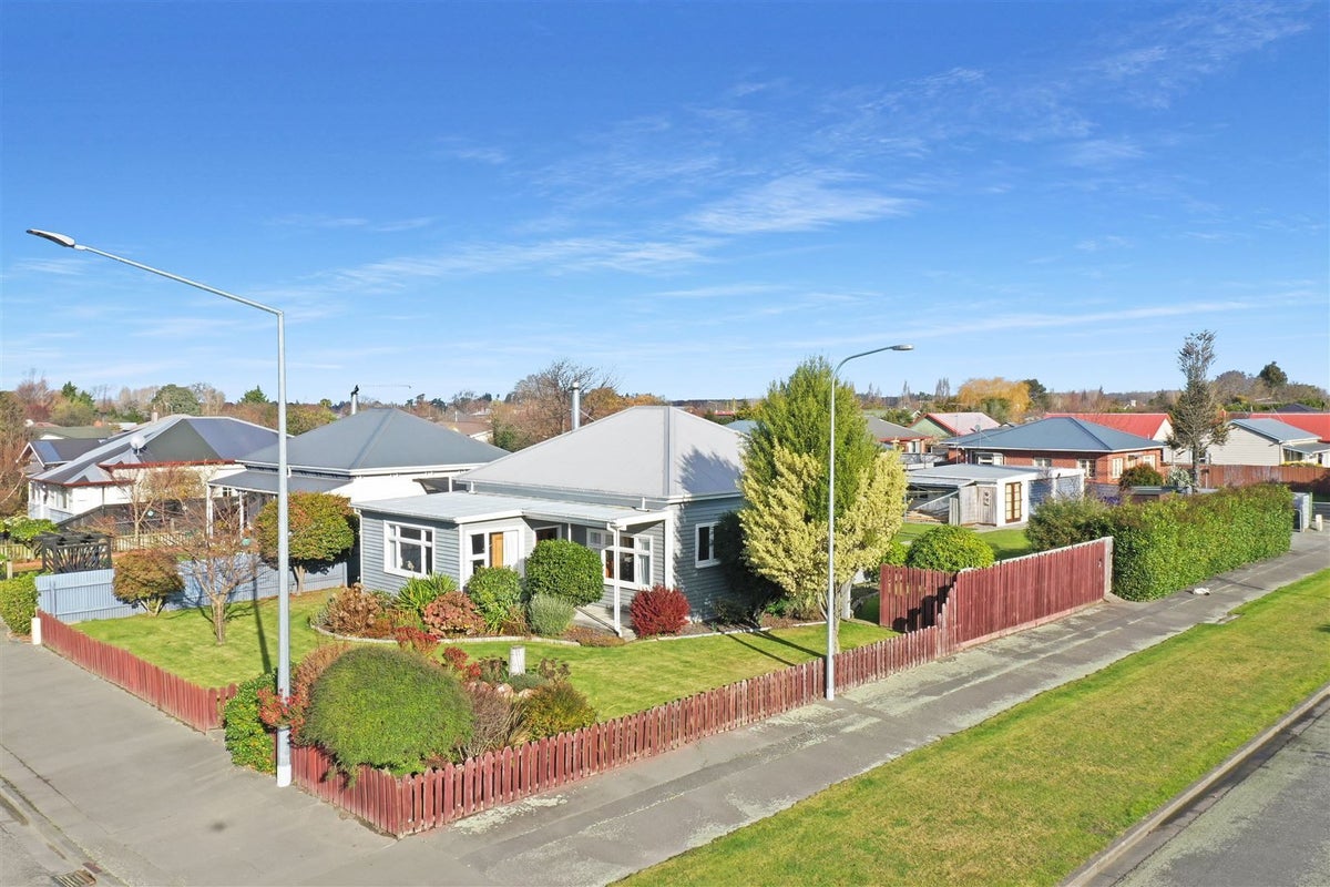 14 Albert Street, Netherby, Ashburton - Carousel 1