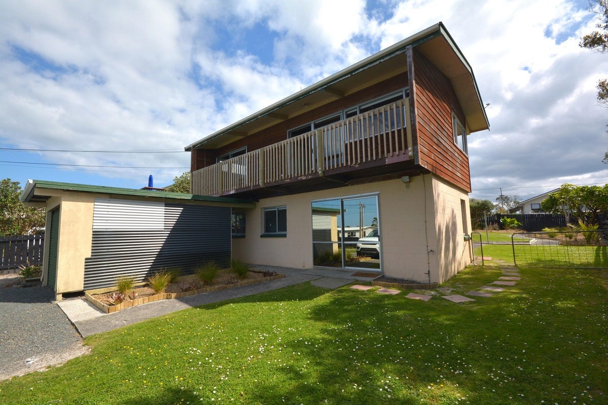 4 Virginia Circus, Snells Beach, Snells Beach - Carousel 2