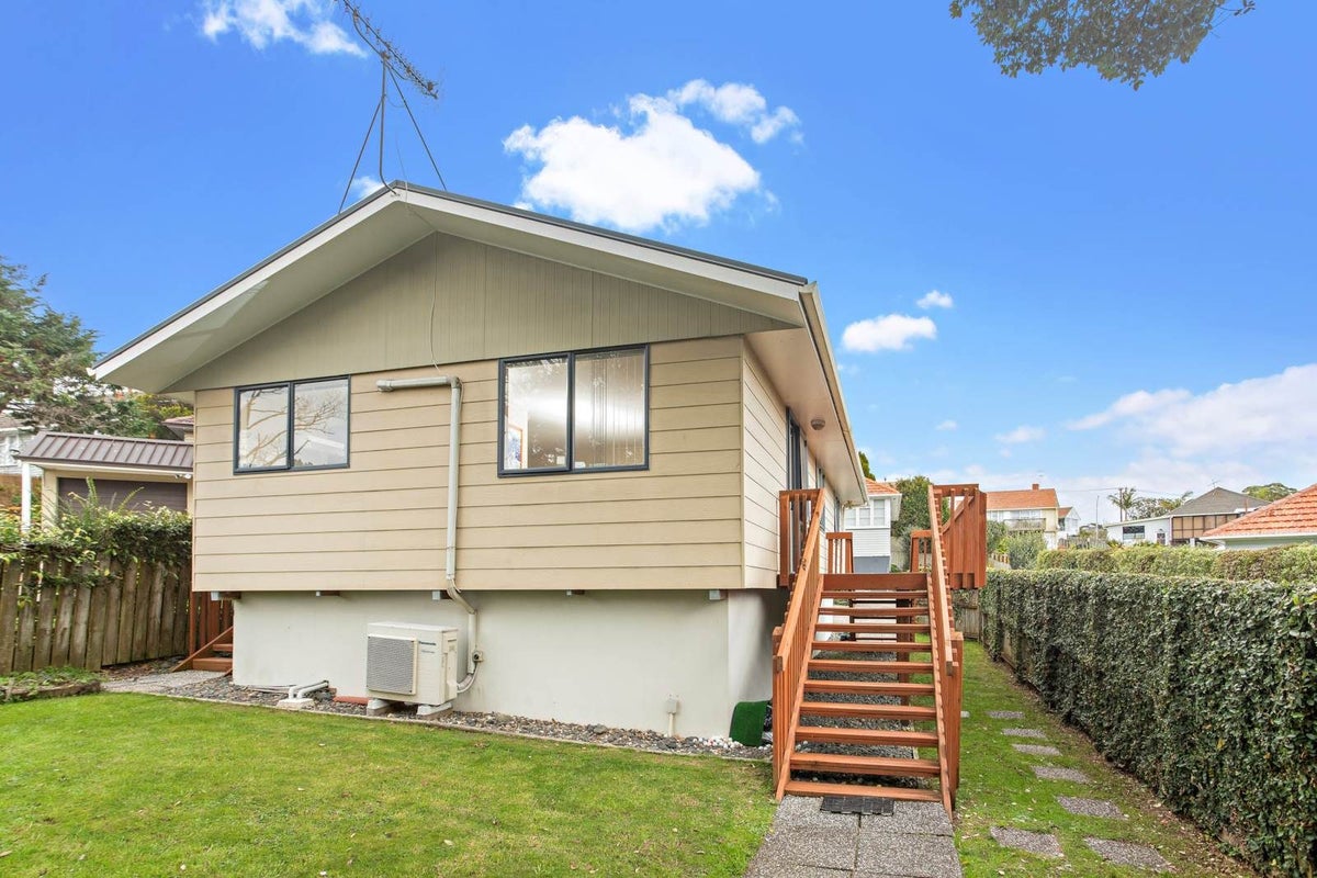 595A Richardson Road, Mount Roskill, Auckland - Carousel 2
