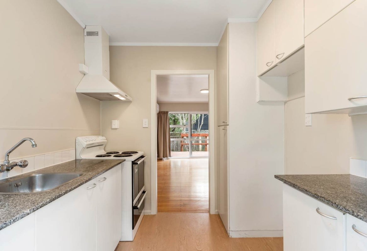 7/120 Nile Road, Milford, Auckland - Carousel 2
