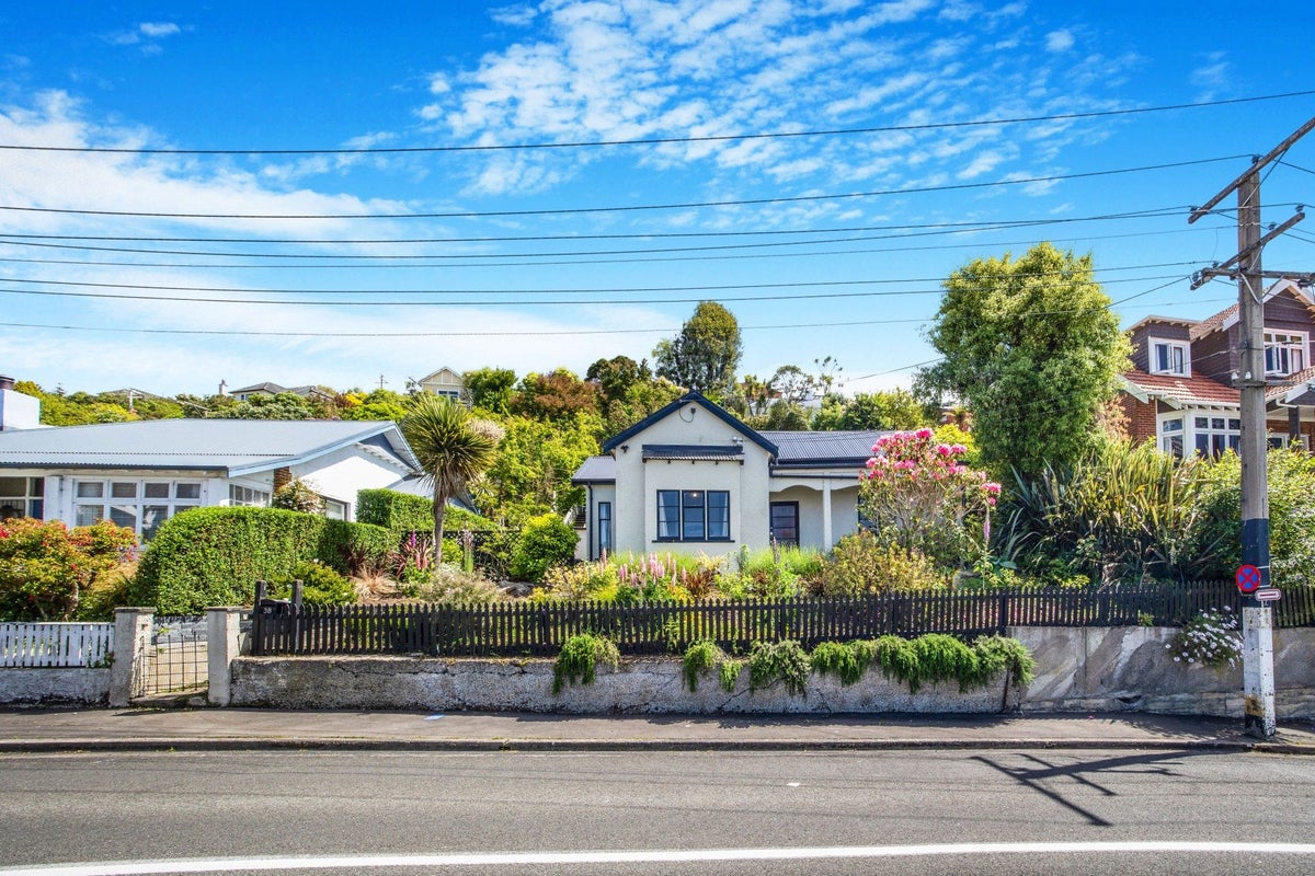 38 Allandale Road, Saint Clair, Dunedin - Carousel 1