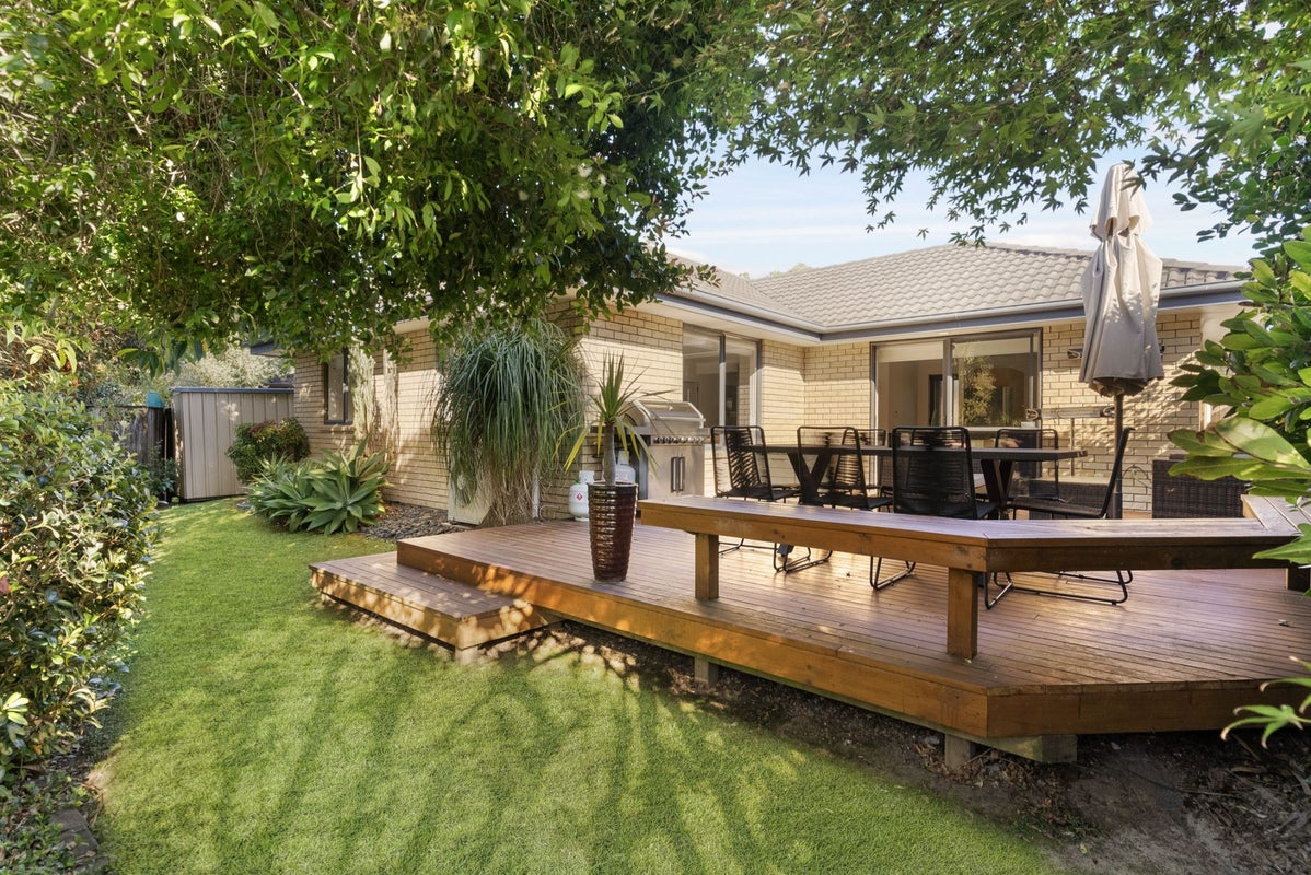 27B Ambury Road, Mangere Bridge, Auckland - Carousel 1