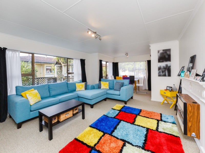 5 Bethel Court, Milson, Palmerston North - Carousel 2