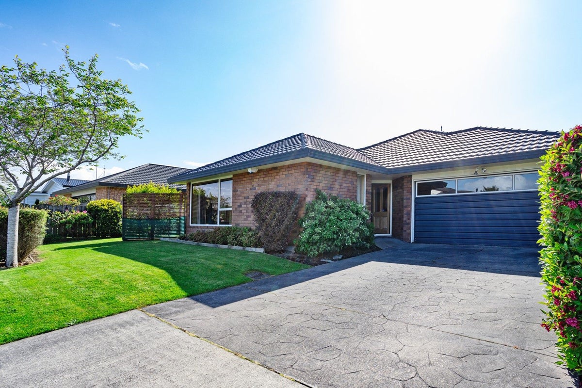 15 Craig Street, Waikiwi, Invercargill - Carousel 1