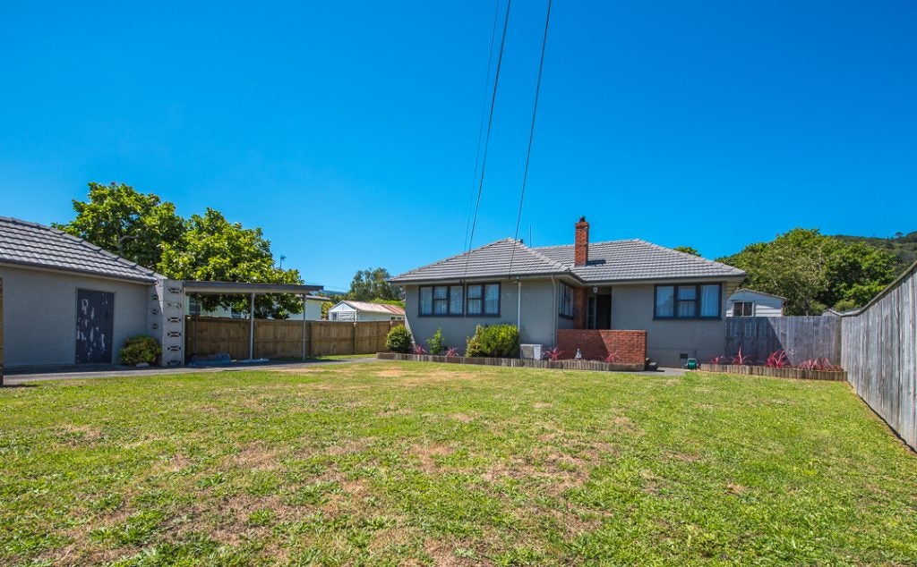 37 Seddon Street, Wallaceville, Upper Hutt - Carousel 1