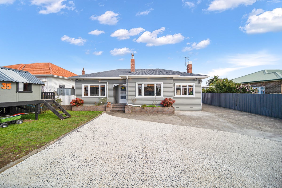 35 Wilmay Avenue, Papatoetoe, Auckland - Carousel 1